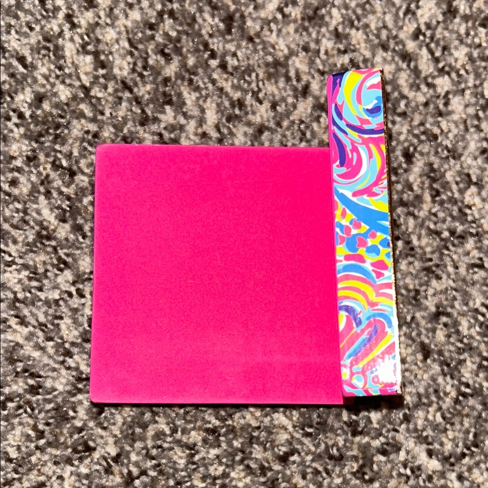 Lilly Pulitzer Lacquer Decorative Box in Dragonfruit Sunken Treasure pattern - Picture 4 of 5